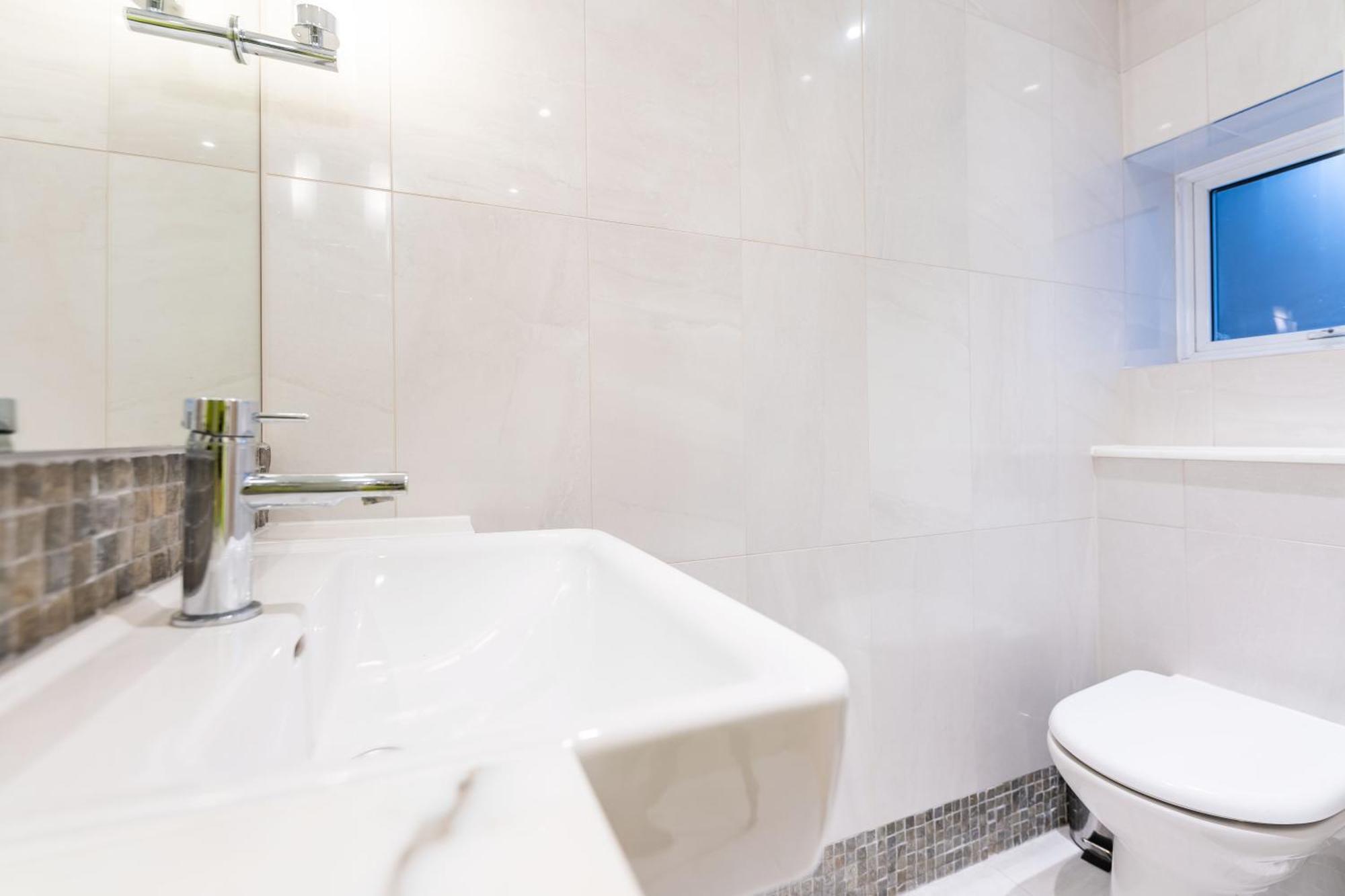 Luxury 6 Bedroom House In Southwick Street Londra Dış mekan fotoğraf