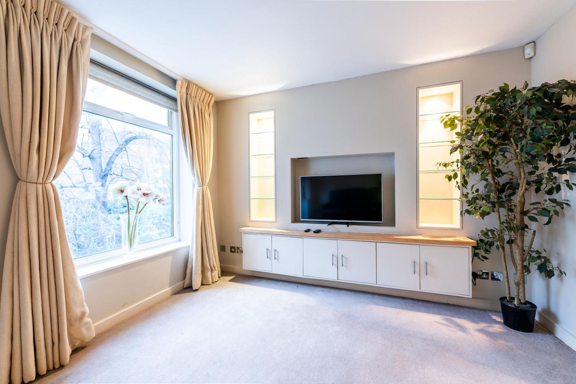 Luxury 6 Bedroom House In Southwick Street Londra Dış mekan fotoğraf