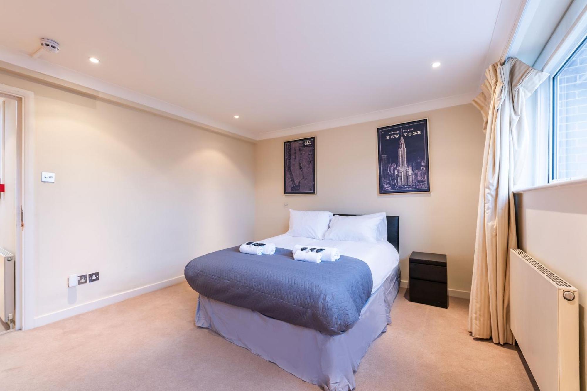 Luxury 6 Bedroom House In Southwick Street Londra Dış mekan fotoğraf