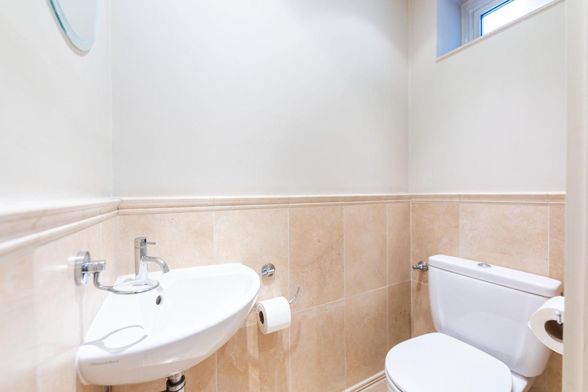 Luxury 6 Bedroom House In Southwick Street Londra Dış mekan fotoğraf